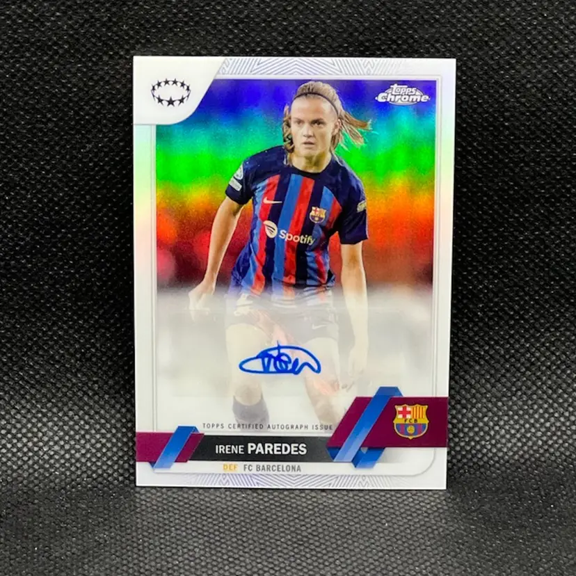Irene Paredes 2022/23 Topps Chrome Autograph Soccer Card