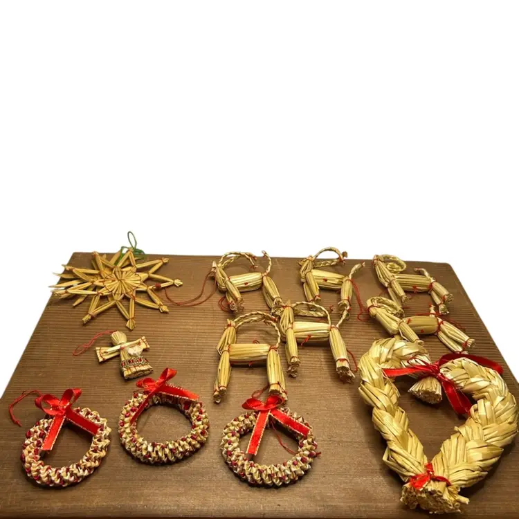 14 Total Vintage Handmade Scandinavian Straw Ornaments Sizes Varied @2”-5”