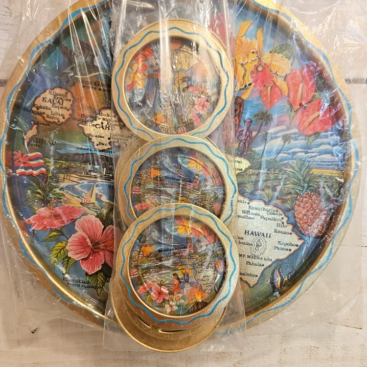 Hawaii Souvenir Tray/ Wall Plaque with 6 Coasters Tin