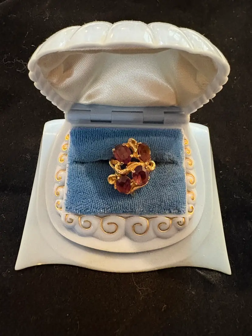 Vintage Gold Filled 4 Stone Garnet Ring Size 6