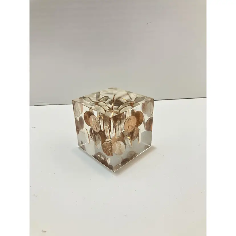 Vintage Acrylic floating 1974 Lincoln penny cube