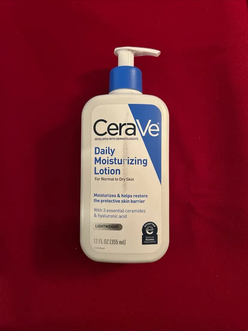 CeraVe Daily Moisturizing lotion 12 Oz