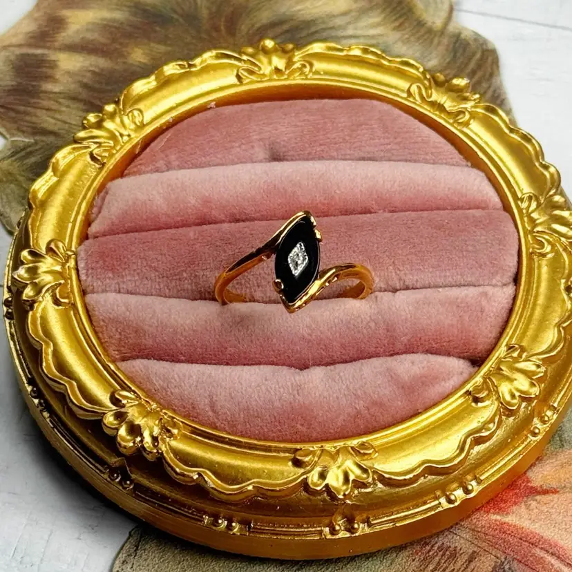 Vintage Deco Inspired Ring Size 13