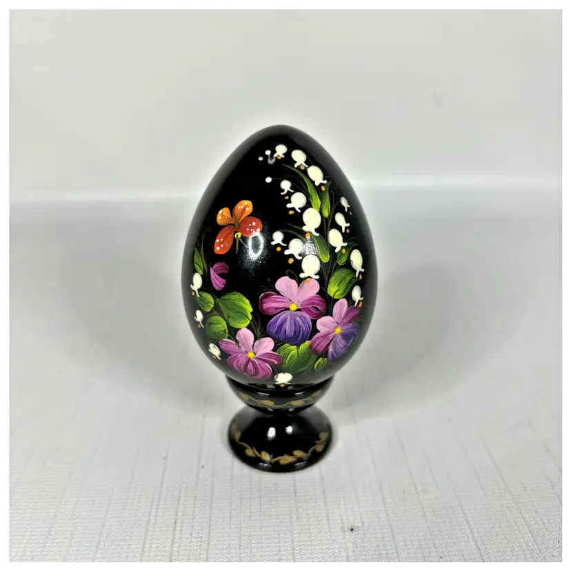 Ukraine Artist Signed Lacquer Egg Black Hand Painted Floral Stand Easter Vintage