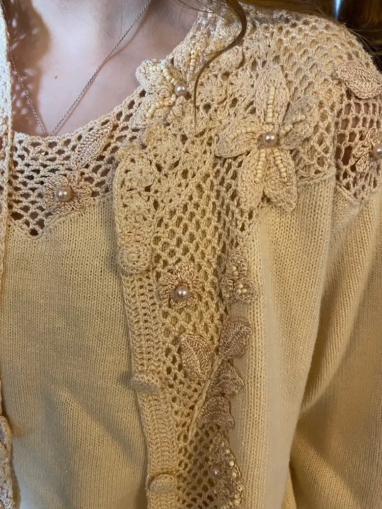 90’s  MWT Storybook Crocheted sweater /Sleeveless Knit Shirt medium