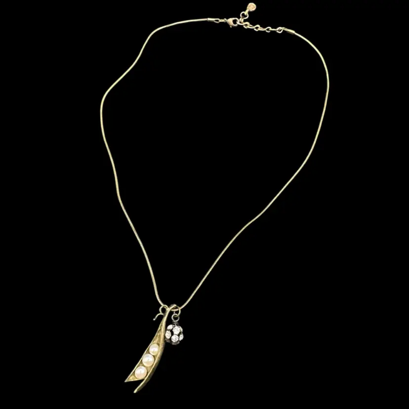 Michael Michaud “Peas In A Pod” Triple Pearl Peas Pod Necklace, Hang Tag, Blingy Orb 18”L