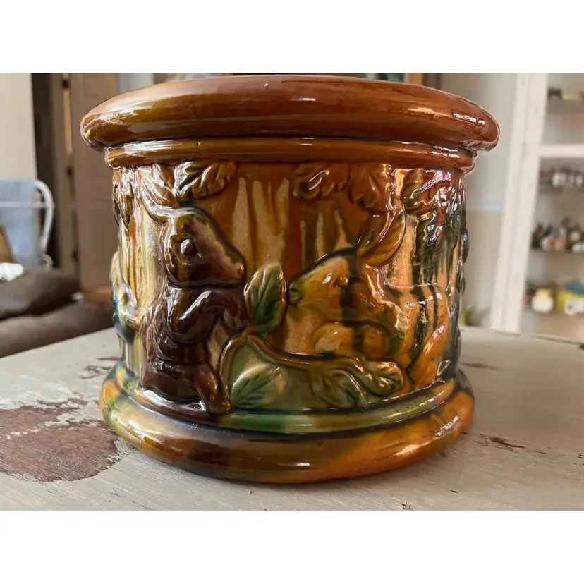 Majolica Bunny Planter