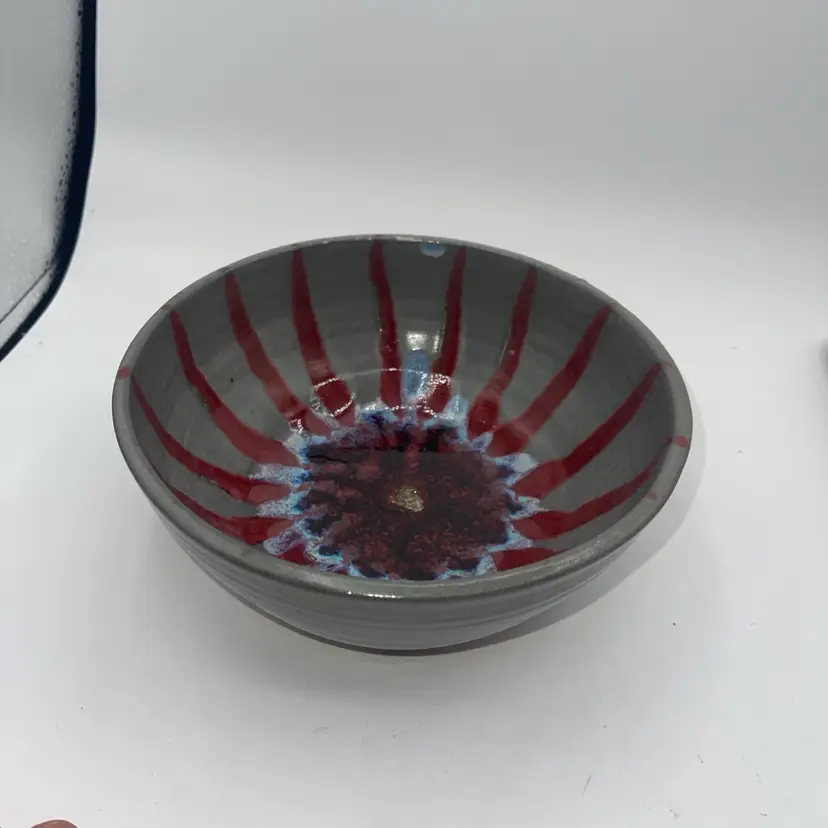 Harding Black 1996 Signed Oxblood & Blue Sunburst Pottery Bowl 7” X 3”