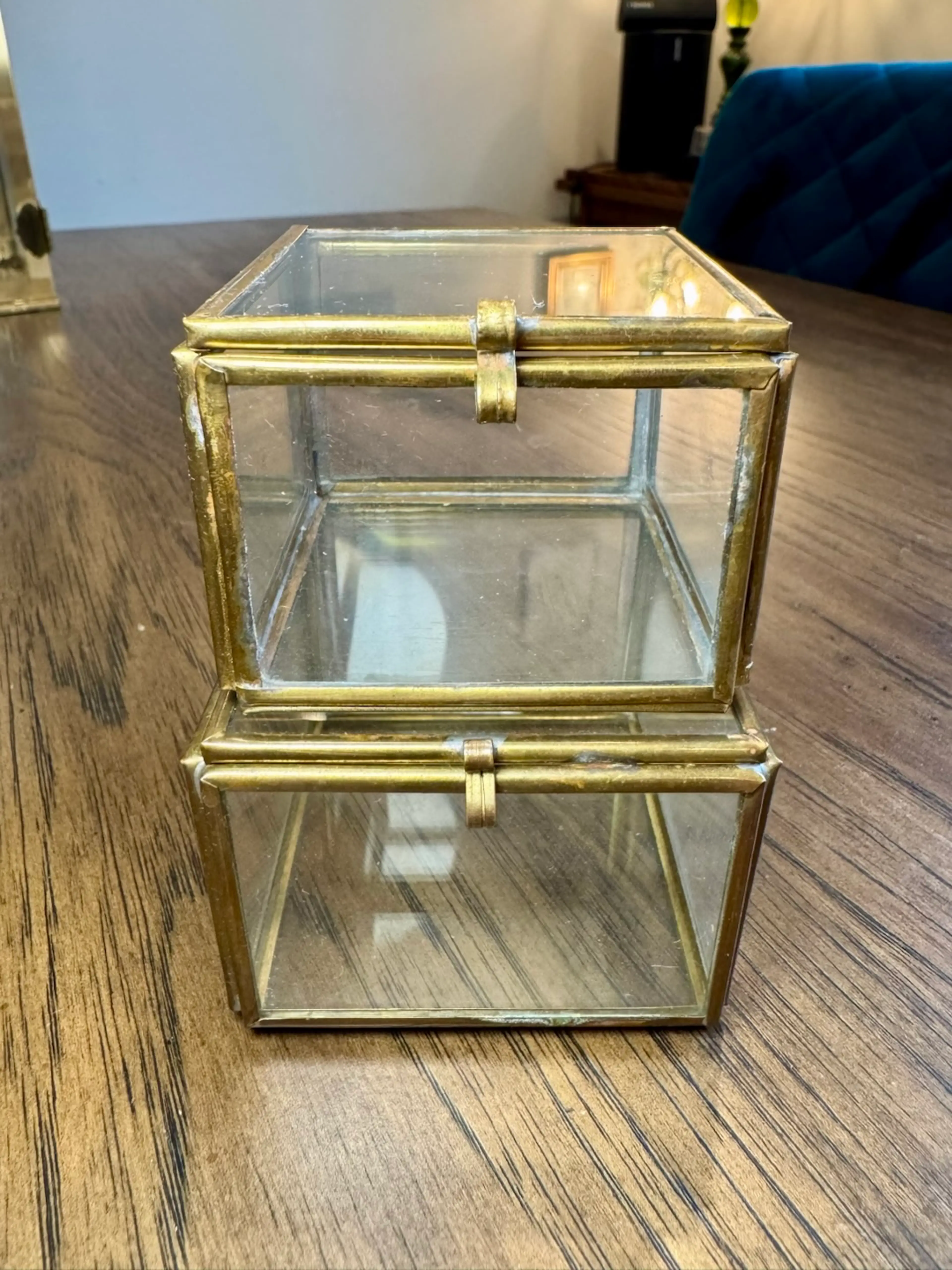 Image 2 of 2