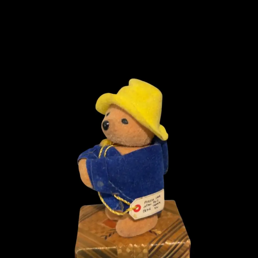 #18 Mini Felt Paddington Bear Standing Figurine 🐻
