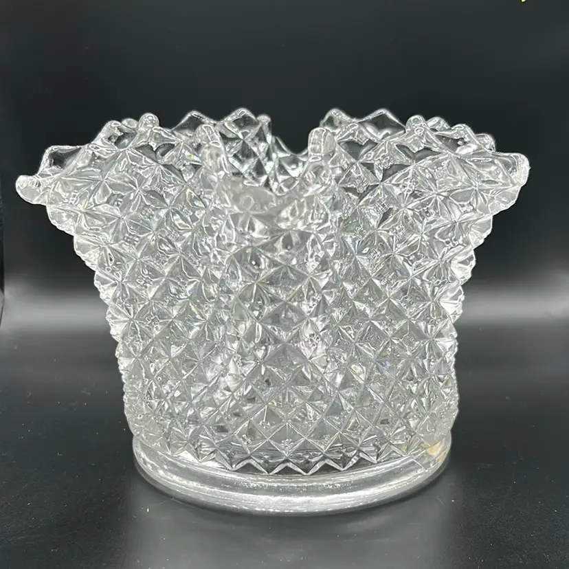 Fenton diamond delays crimped glass vase