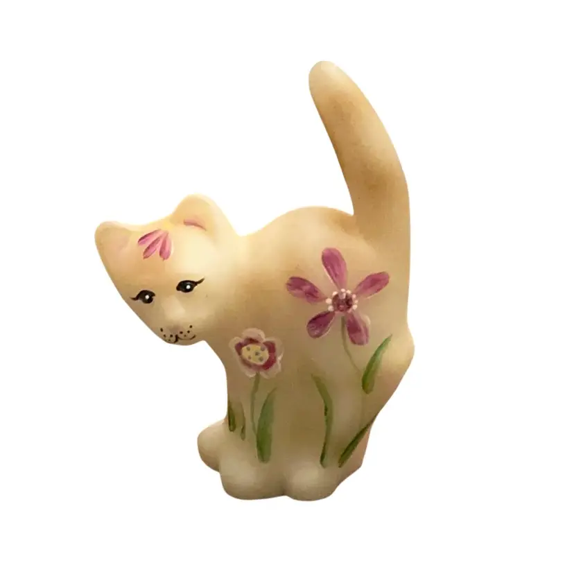 Fenton Opal Scaredy Cat HP By Jeanne Cutshaw (1968-74) 4 1/2” X 3”