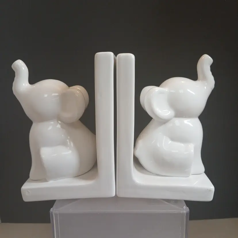 Nursery Book Ends - Elephants - White Ceramic - NEW