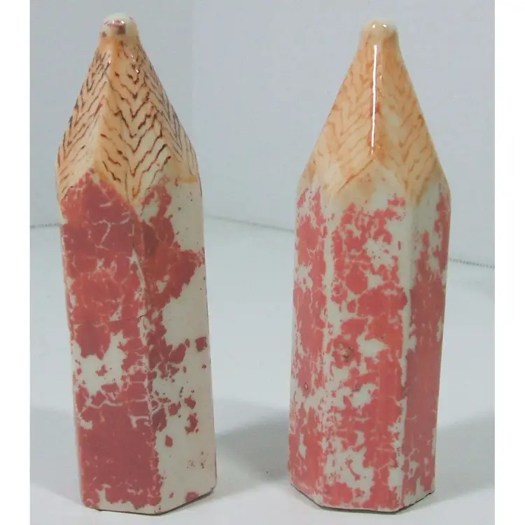Hersheypark 5 inch Pencil Salt & Pepper Shakers Japan with Cork Stoppers