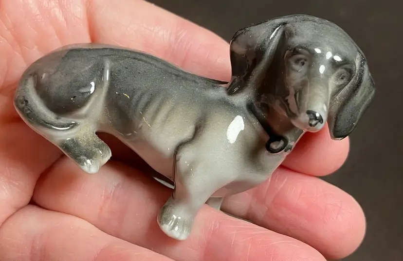 VTG Germany Porcelain Dachshund Dog #5823 Grey and White