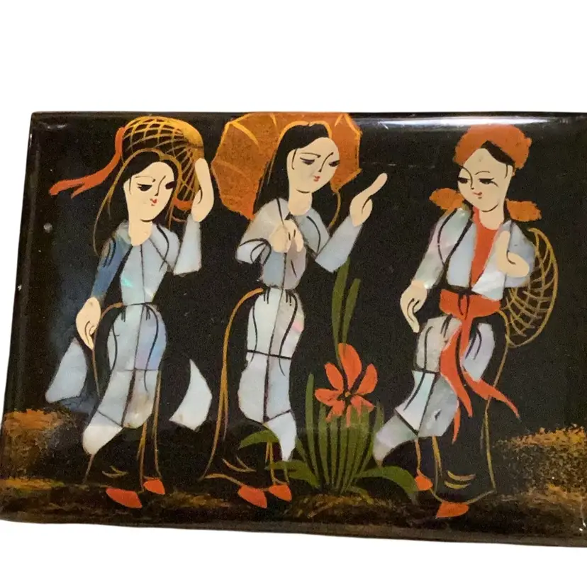 Lacquer Mother of Pearl ASIAN Hand Painted Box Black