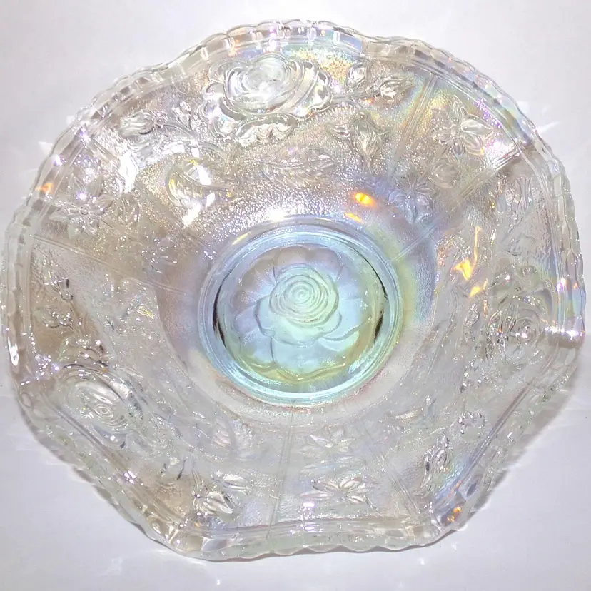 Vintage Crystal Lustre Rose, White Carnival, Ruffled Glass Bowl, by LE Smith Glass