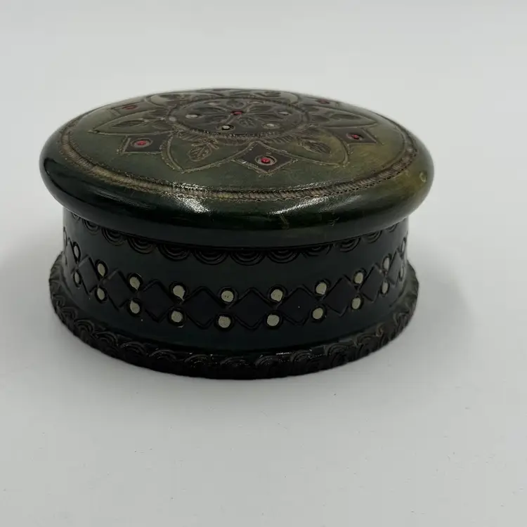 Vintage Hand Carved & Lacquered Round Wooden Trinket Jewelry Vanity Box