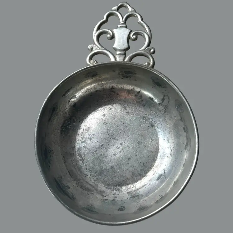 032 Pewter Porringer Bowl Royal Holland Pewter DEROP KMD 7.5" X 5" X 1.75"