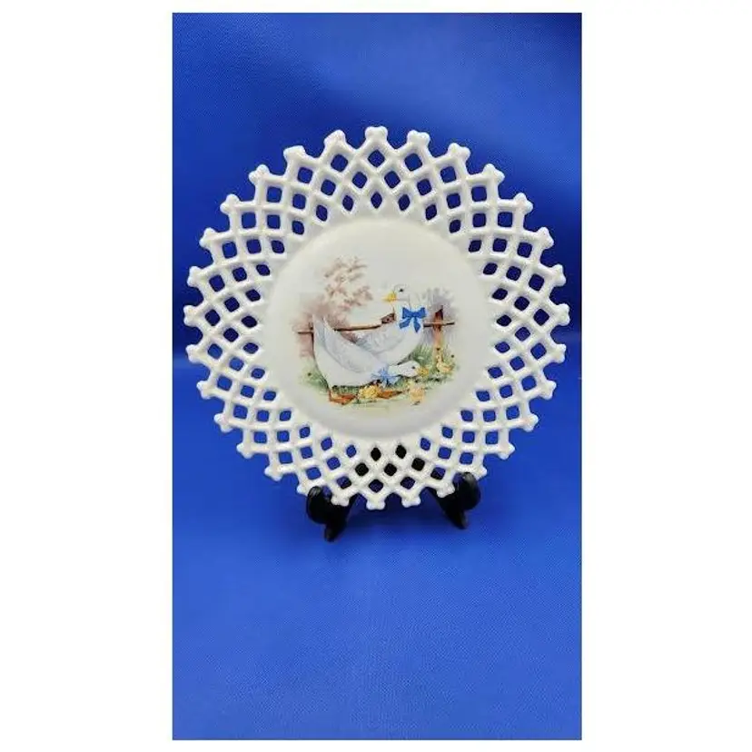 MILK GLASS LATTICE EDGE HAND PAINTED SIGNED AND DATED VINTAGE PLATE