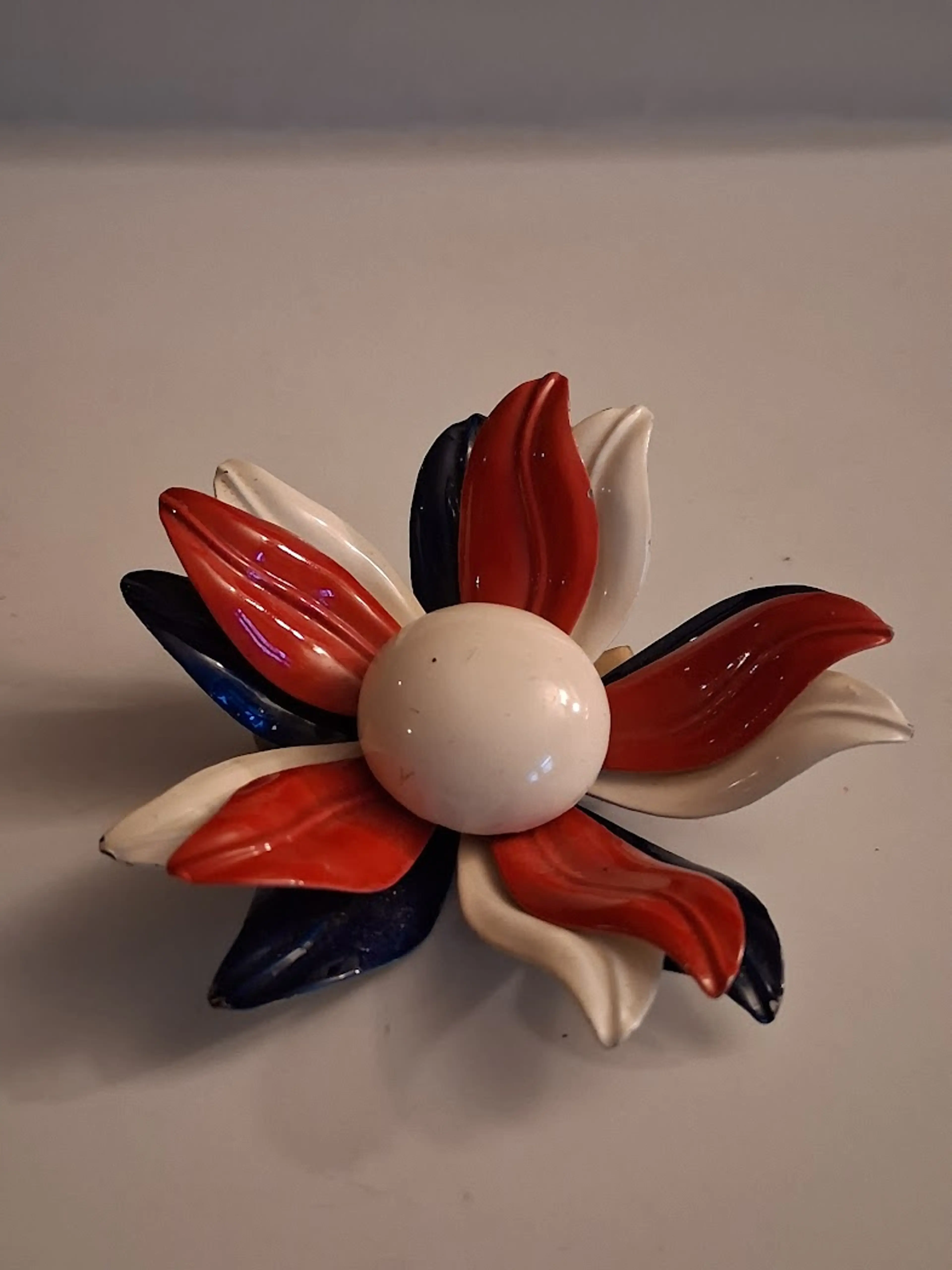 Image 2 of 3