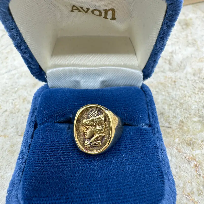 RARE Vintage AVON 18K HGE Over Sterling 925 Victorian Albee Ring  Size 4