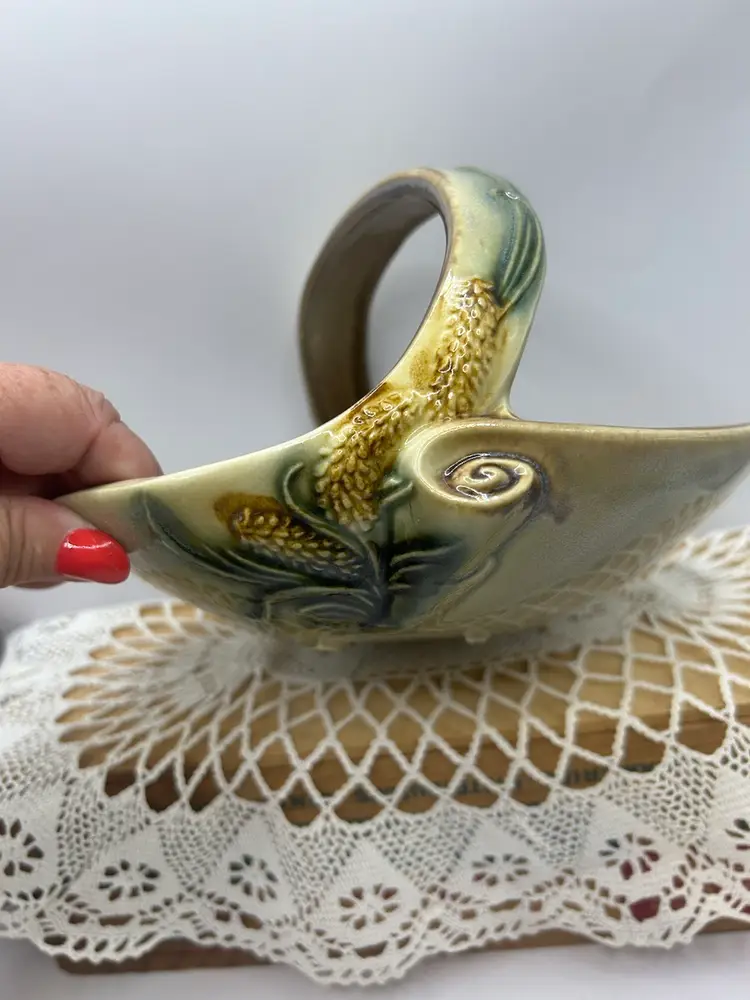 1950s Hull Parchment & Pine Pottery Piece 8x7x 4 1/2