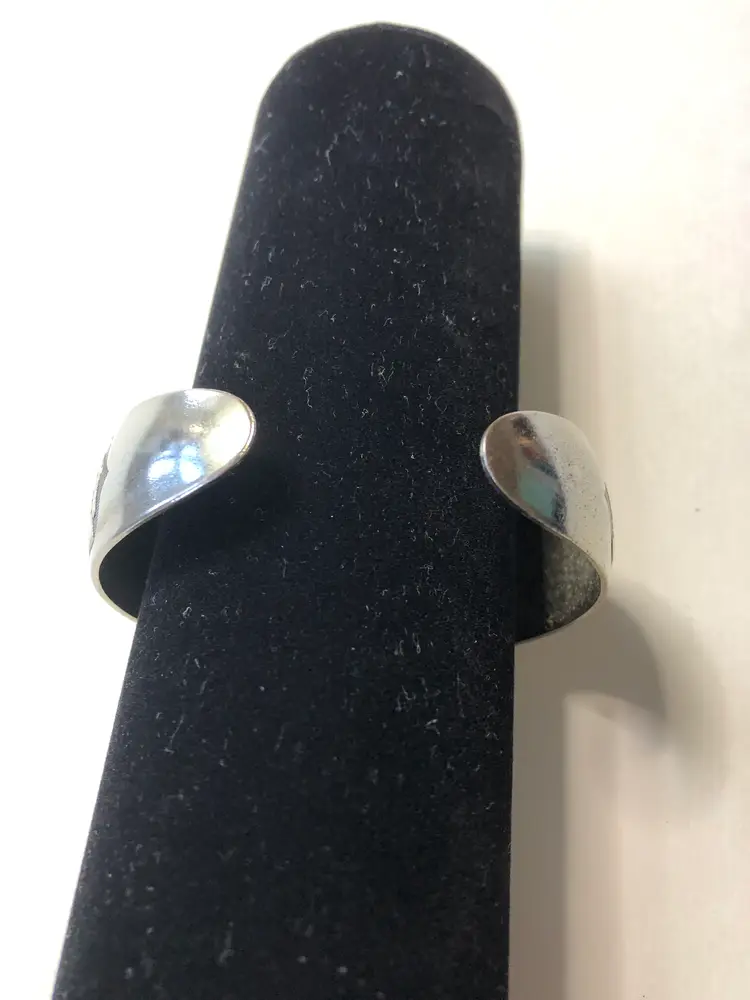 Vintage Aztec Elephants Silvertone Cuff Bracelet