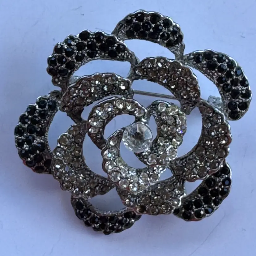 #19. Vintage Brooch Clear Black Rhinestones 2β Diameter