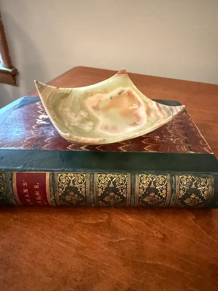 ☀️5” Alabaster Trinket Dish