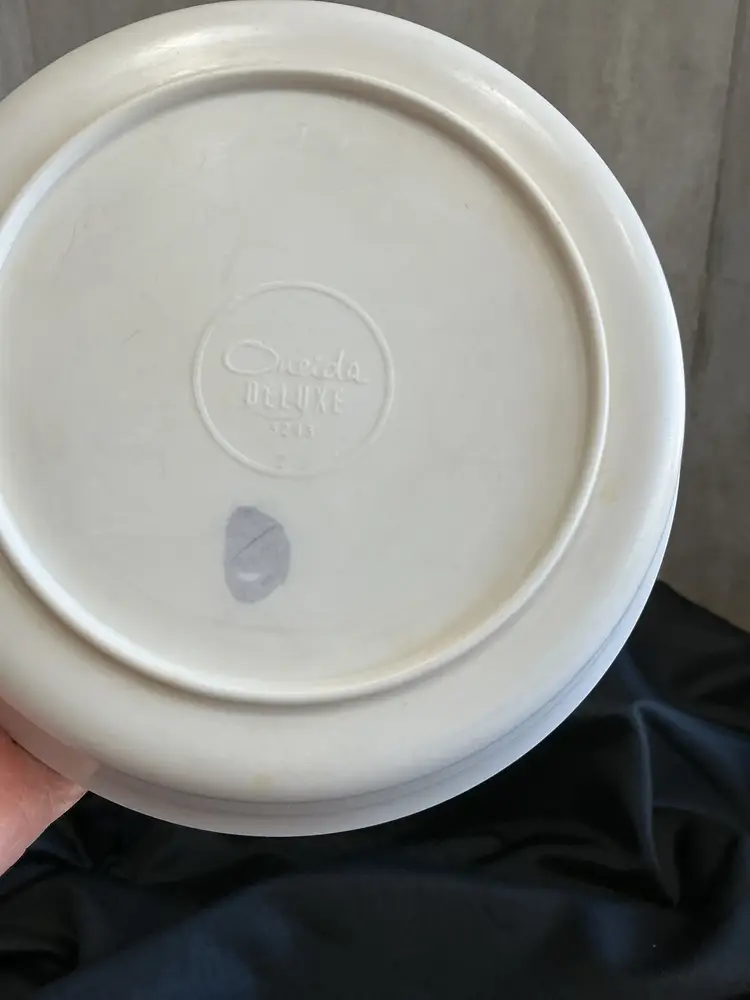 #40 Ondine Deluxe Melamine Bunny Plate – 1950s Children’s Dish – #3245