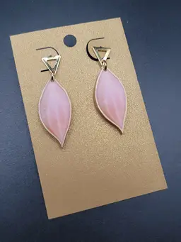 Retiring - Sun Stressed Hoya Hellwigiana Hybrid Earrings