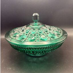 Vintage Indiana Glass Emerald Green Windsor Button & Cane Lidded Candy Dish