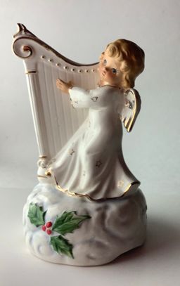 Lefton Vintage Christmas Music Box