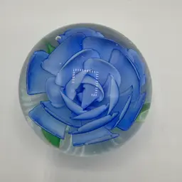 Dynasty Gallery China Blue Rose Flower Paperweight