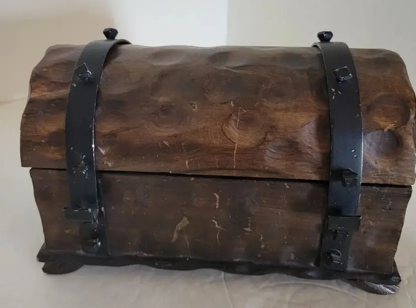 Vintage Rustic Wooden Pirate Treasure Chest Trinket Jewelry Box Nautical