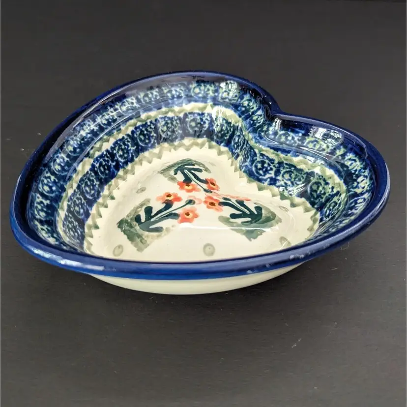 Boleslawiec Polish Pottery Ceramic Heart Bowl with Wall Hanger