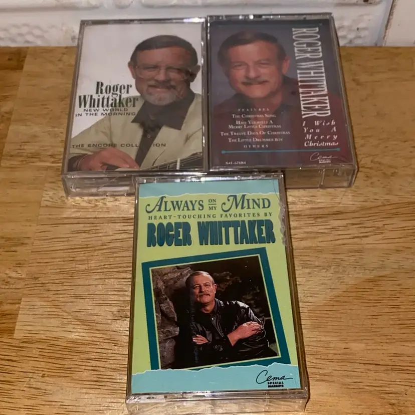 Lot Of 3 Cassette Tapes, New, Roger Whittaker, See Pictures