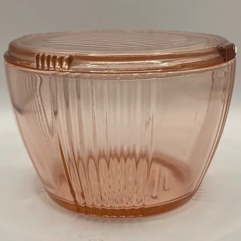 1930’s Federal Glass Pink Depression Glass Refrigerator Dish With Lid, 4 1/2” Diameter