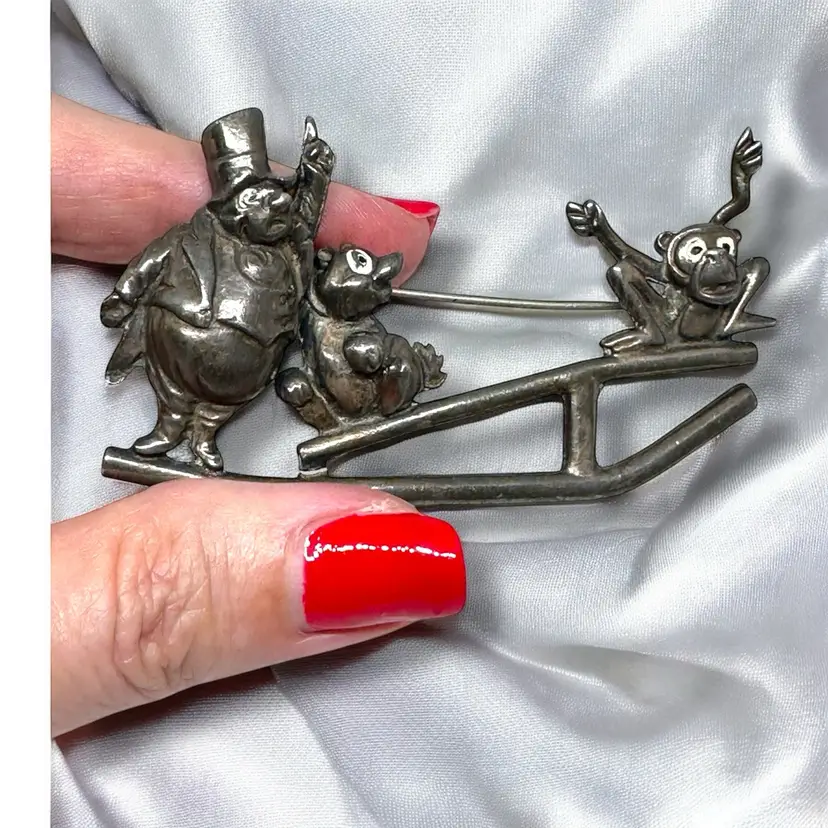 Coro Walt Disney Dumbo Jewelry Circus Brooch Ringmaster Seesaw Trio Book Piece