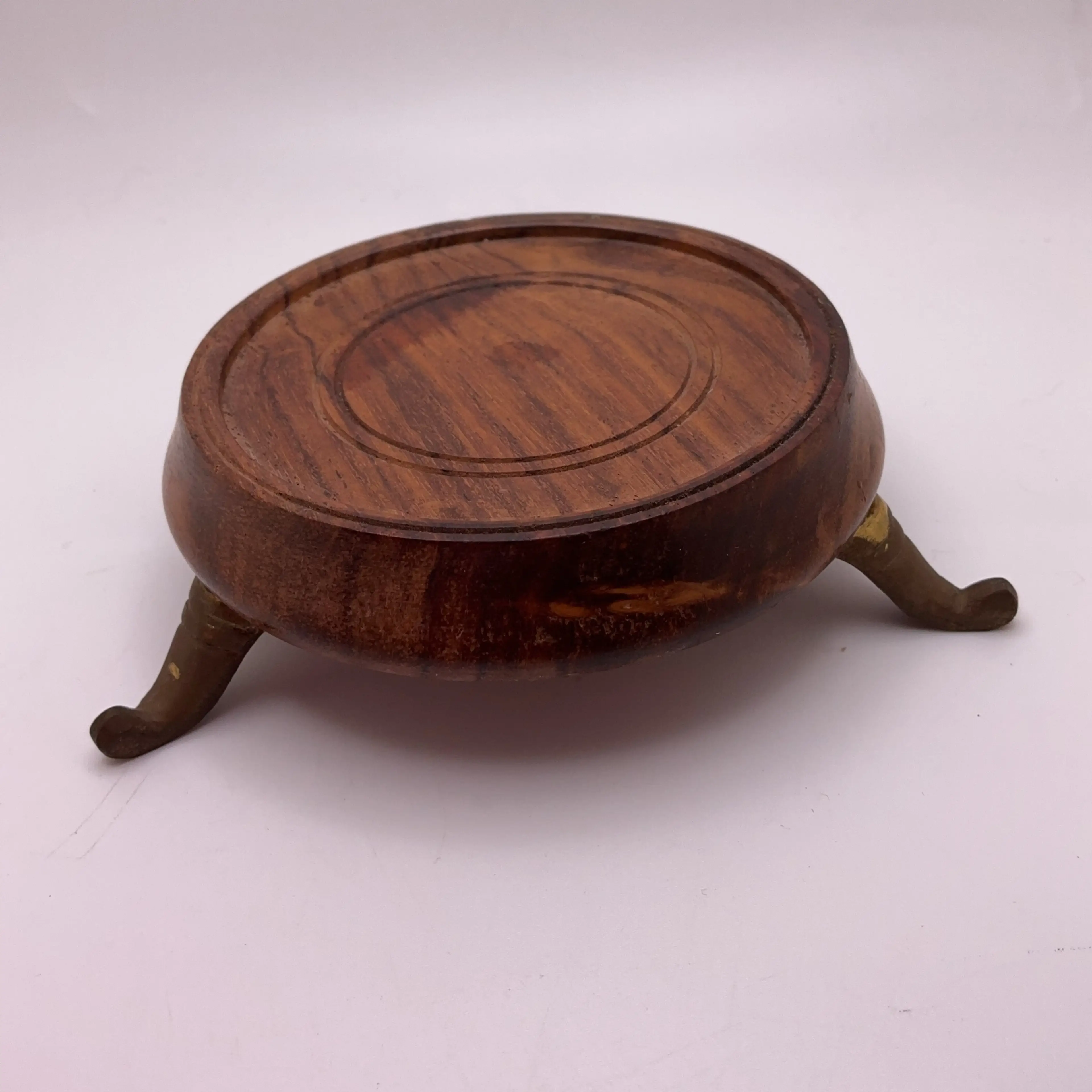 Image 2 of 4