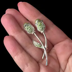 19. Green Faux pearl and rhinestone flower brooch