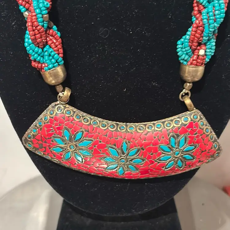 Vtg Beaded Coral & Turquoise Pendant & Necklace
