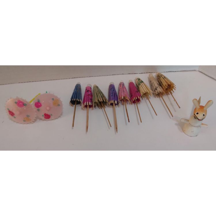 Vintage MCM Approx. 71 Piece Cocktail Umbrellas, Coasters, Napkins and Swizzels Barware In Box.