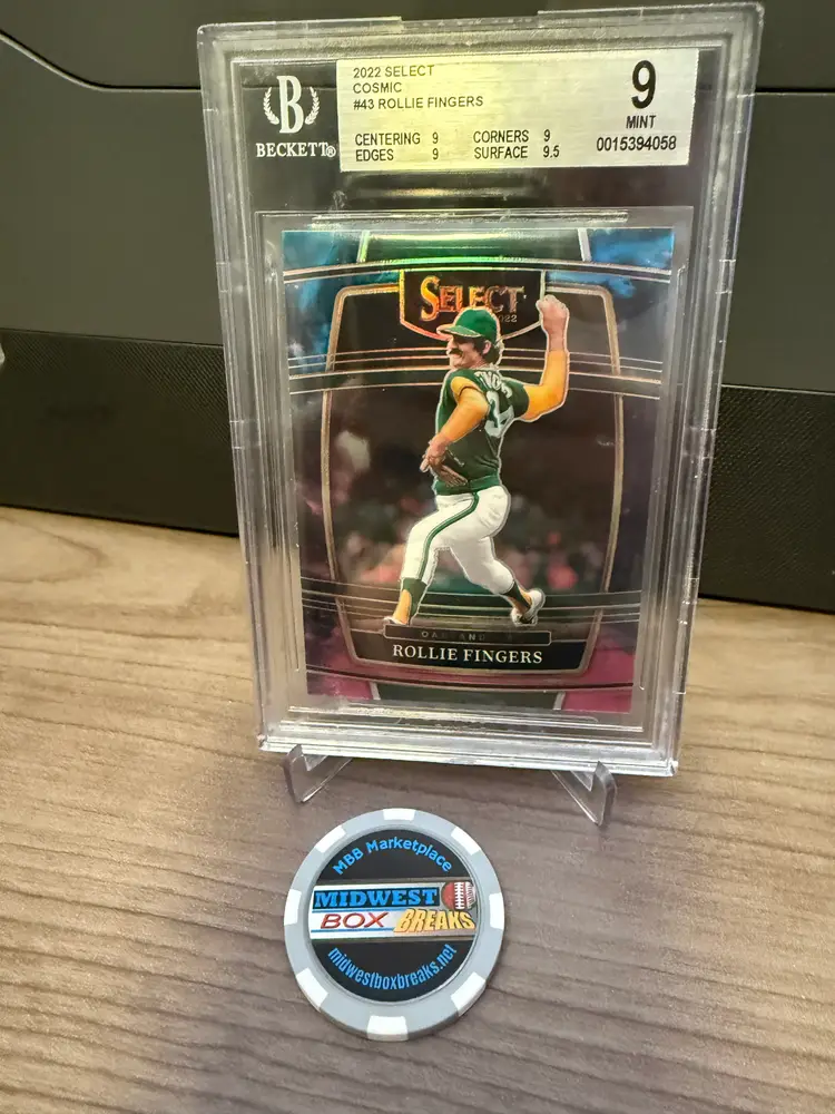 Rollie Fingers 2022 Select Cosmic Beckett 9