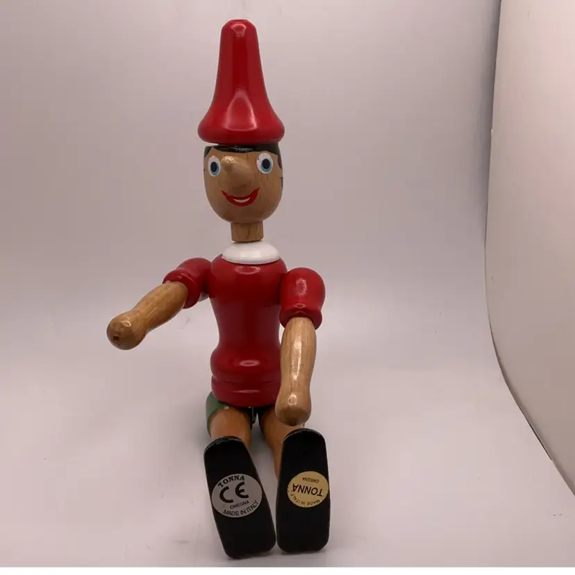 VTG Tonna Pinnochio Wood Articulated Doll 10"