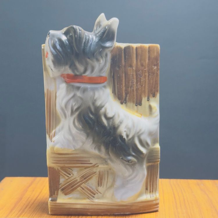 #1449 Vintage Scotty Dog, Ceramic Porcelain , Wall Pocket, By Fence, Japan
