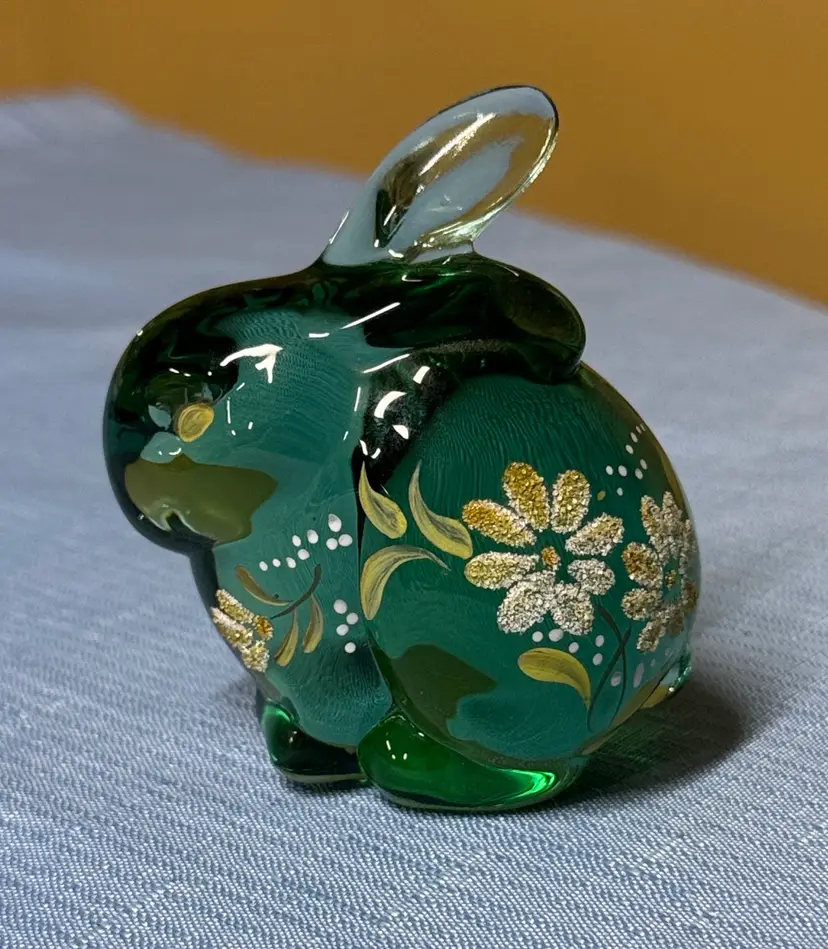 Fenton Green Bunny With Hand Painted Flowers Signed & Label Intact 3.5”