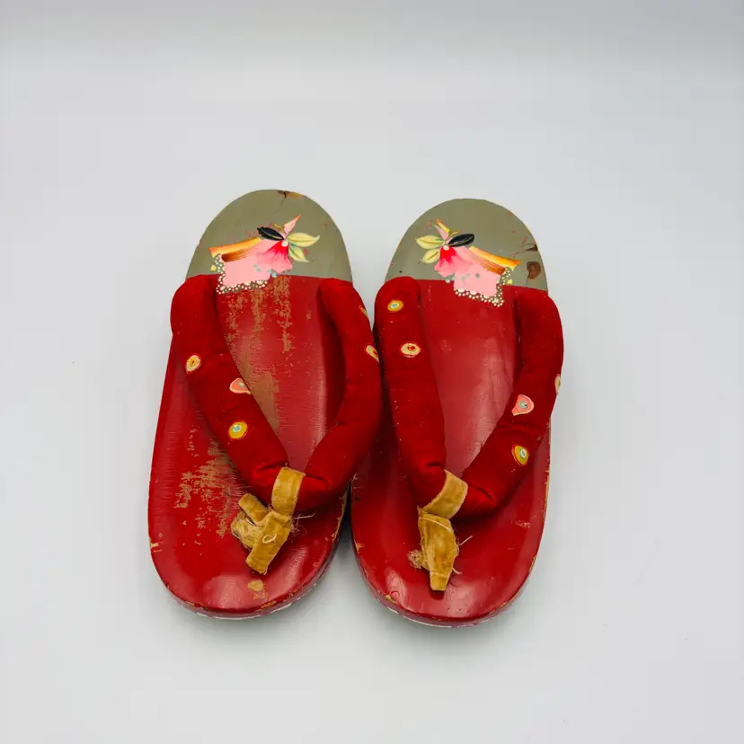 Vintage Childrens Japanese Wooden Geta Clogs Shoes Red Hand Painted Florals Used