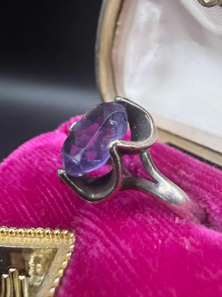 Vintage Art Deco Sterling Silver And Glass Ring- Size 8